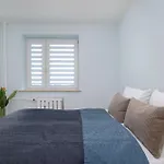 Spacious With 3 Bedrooms And Balcony In By Renters Rzeszów