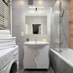 Apartment Spacious With 3 Bedrooms And Balcony In By Renters