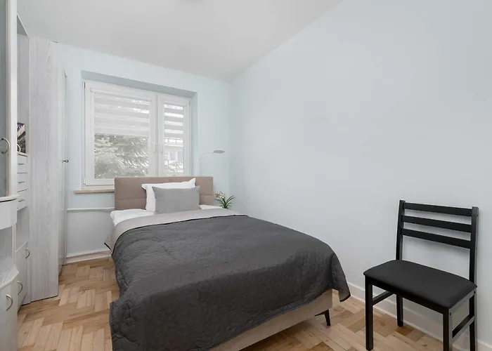 Spacious With 3 Bedrooms And Balcony In By Renters * Rzeszów