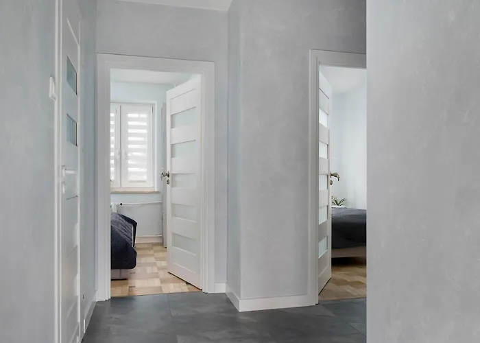 Spacious With 3 Bedrooms And Balcony In By Renters Rzeszów