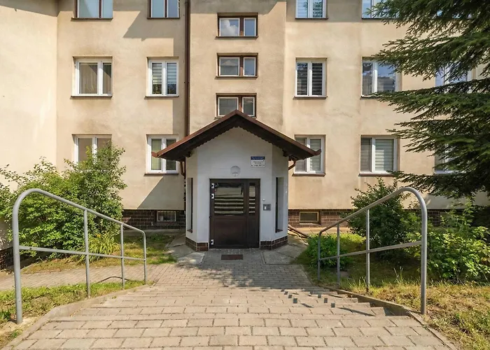 Spacious With 3 Bedrooms And Balcony In By Renters * Rzeszów